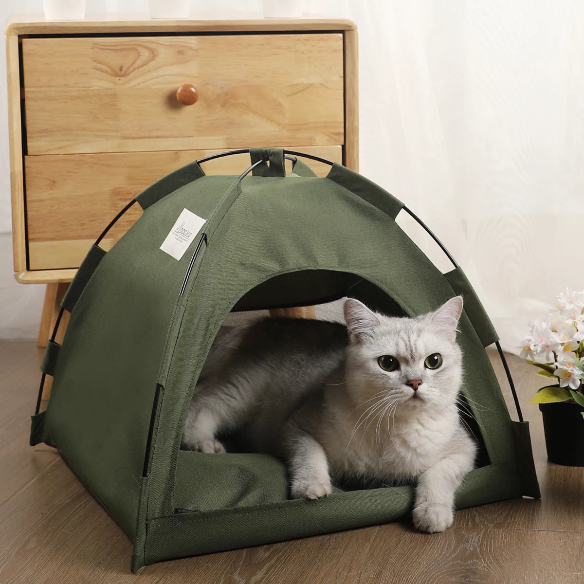 Cat & Dog Tent — Foldable Indoor/Outdoor Pet Shelter